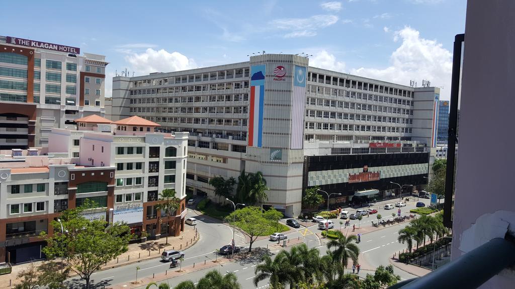 Marina Court Kk City Homestay Kota Kinabalu Exterior foto